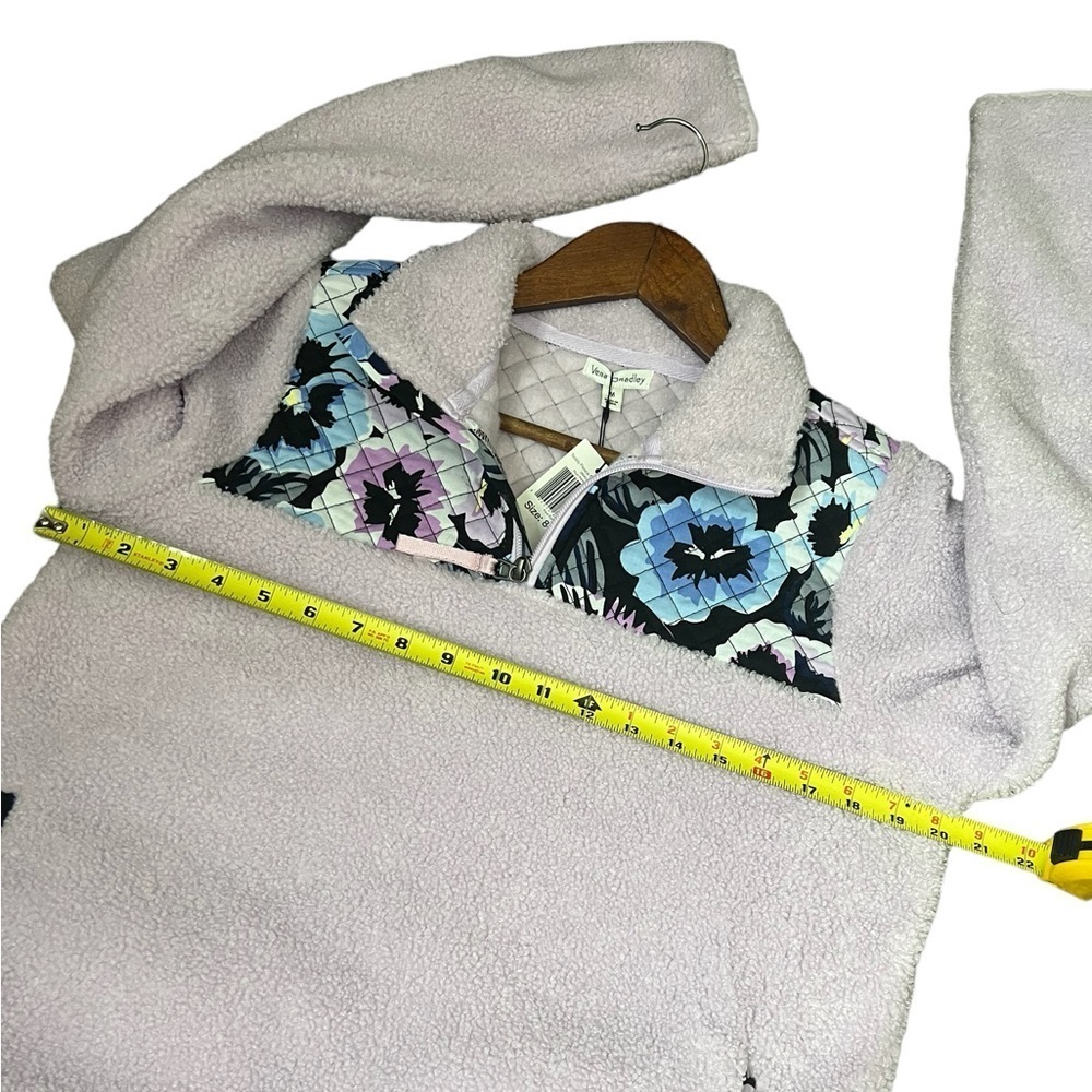 Vera Bradley Teddy Fleece Pocket Pullover Plum Pansies - Picture 7 of 10